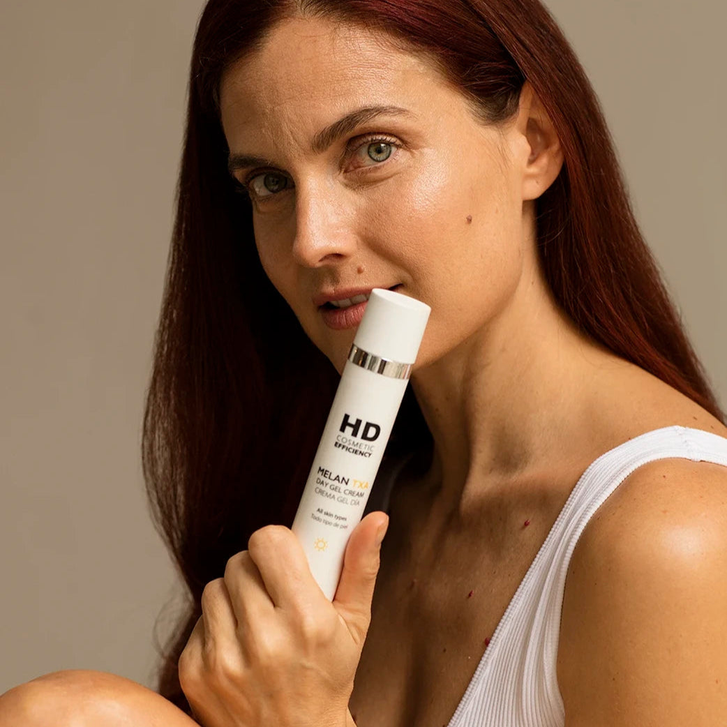 MELAN TXA DAY GEL CREAM MODEL